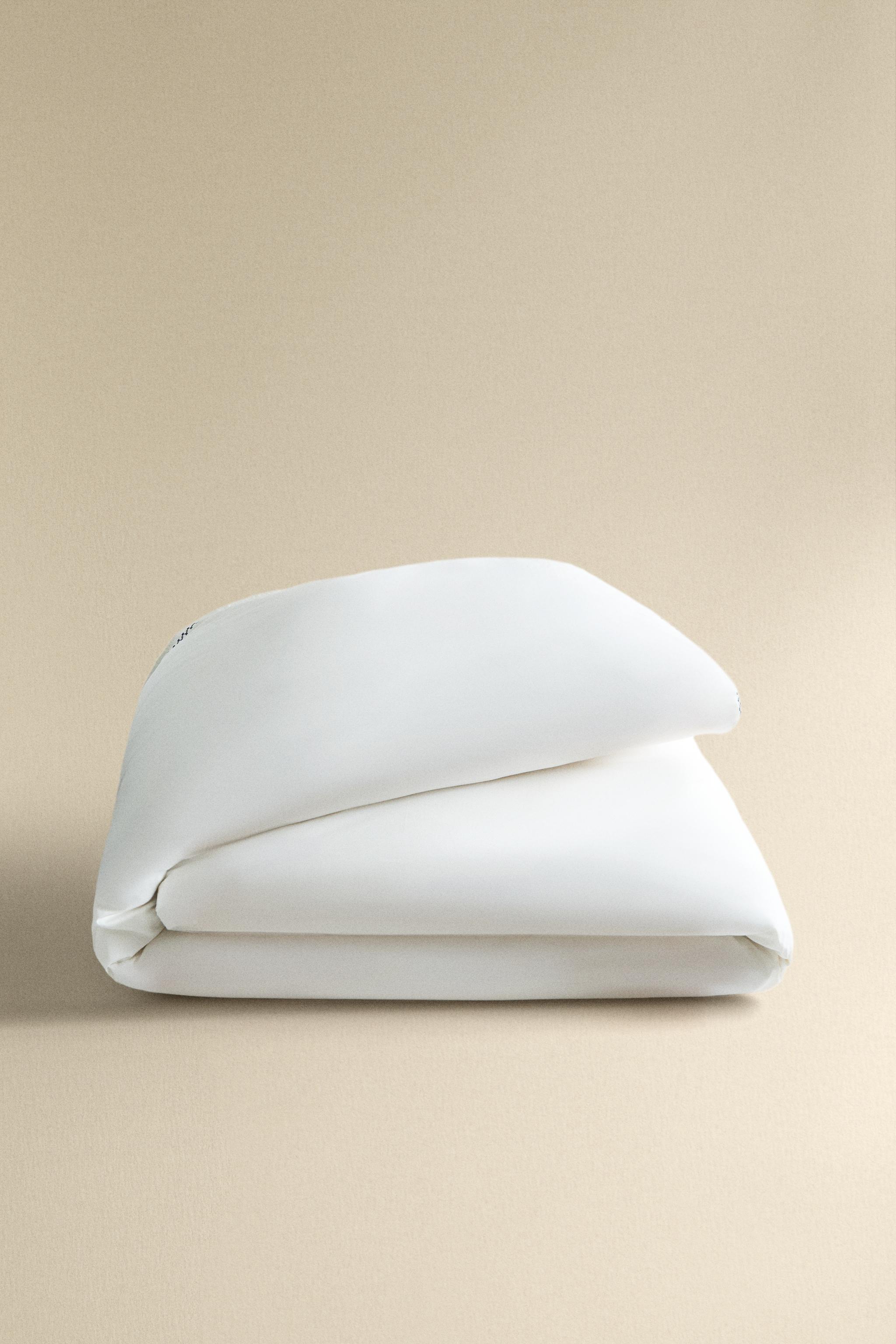 GEOMETRIC EMBROIDERED BORDER DUVET COVER